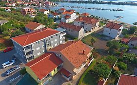 Apartments Lena